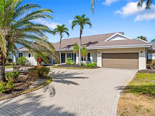 Primary Photo - 5122 Starfish Ave
