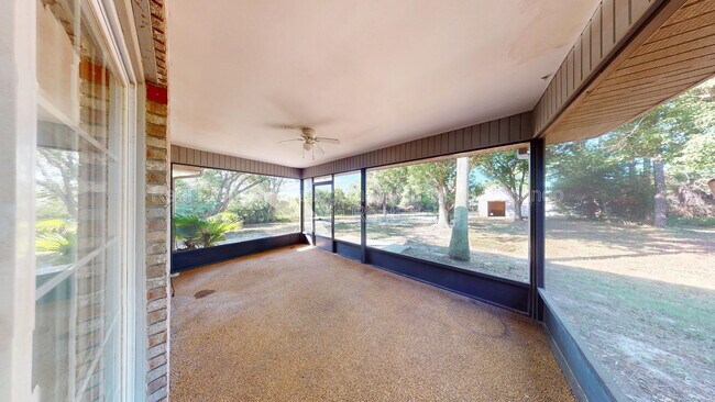 Building Photo - 1740 Whipple Dr