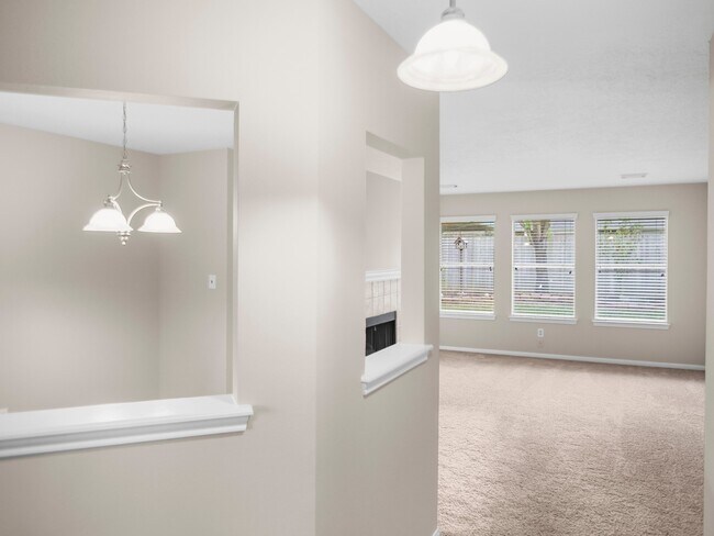 Building Photo - 19623 Westbridge Ln