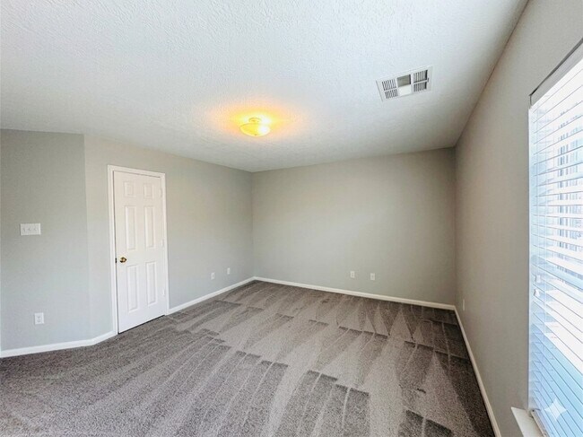 Building Photo - 25222 Ibris Ranch Dr