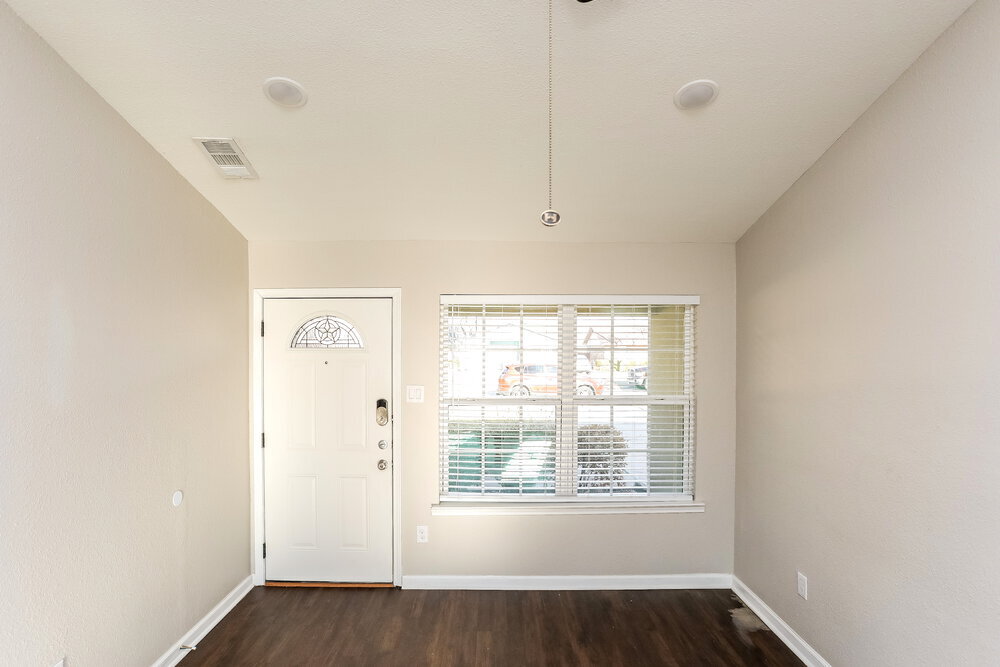 Building Photo - 808 Quinette Dr