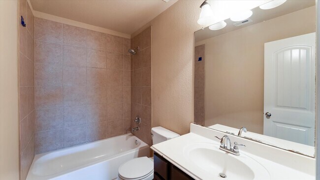 Building Photo - 5506 Casa Calvet Dr