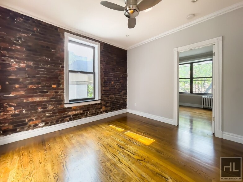 Building Photo - East 13th Street