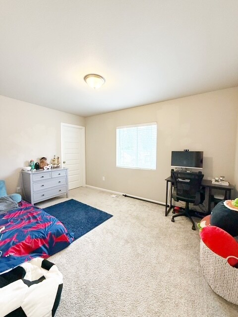 Building Photo - 975 Thrush Ct SE