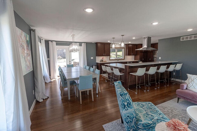 Building Photo - 2500 Bluff Blvd