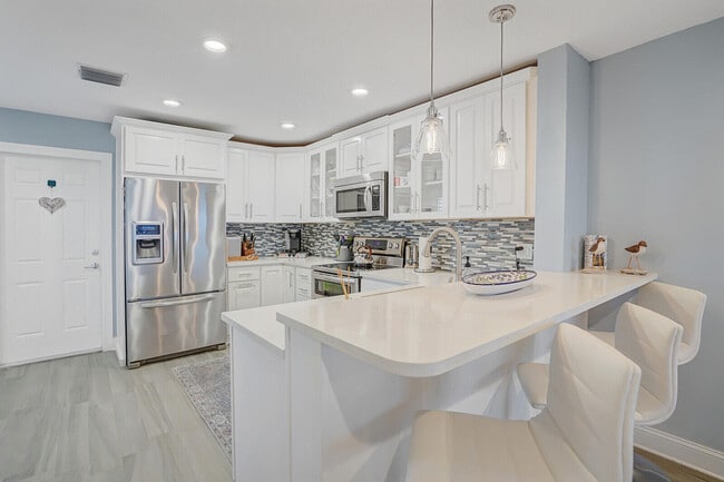 Building Photo - 1007 Ocean Dunes Cir