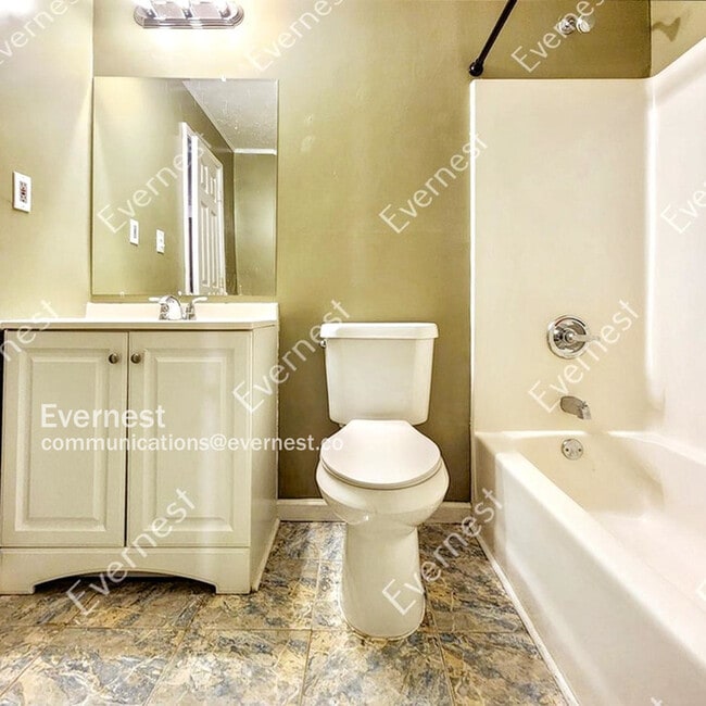 Building Photo - 425 Brunswick Cir