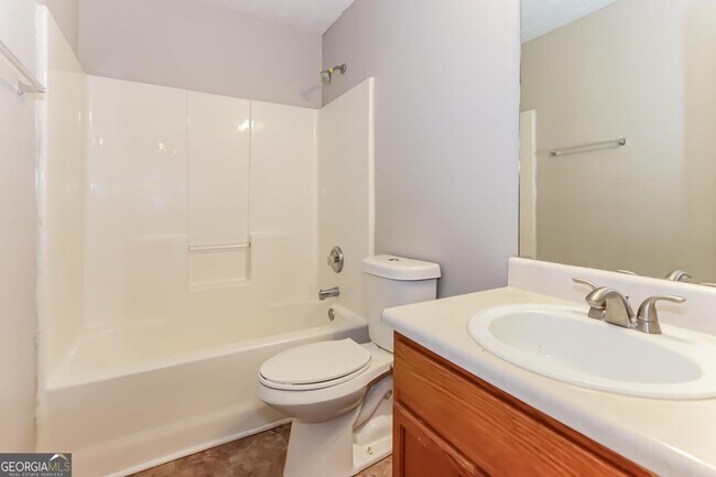 Building Photo - 290 Pleasant Hills Dr