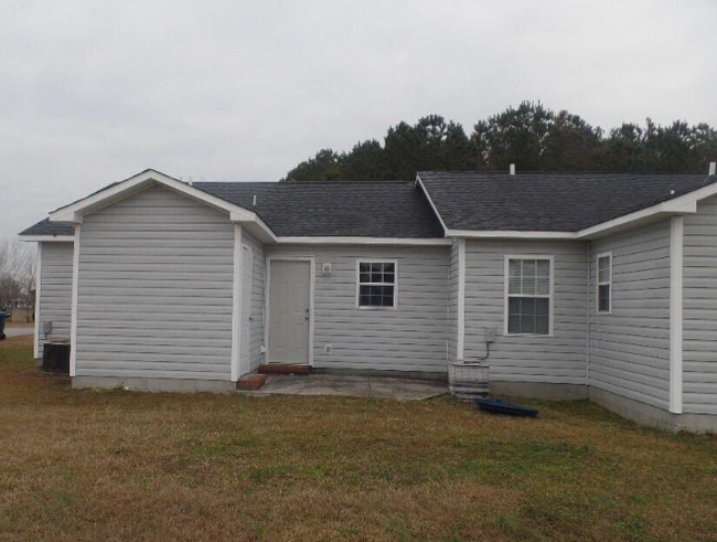 Building Photo - 119 Simmental Ln