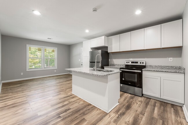 Building Photo - 1780 Brewer Blvd SW