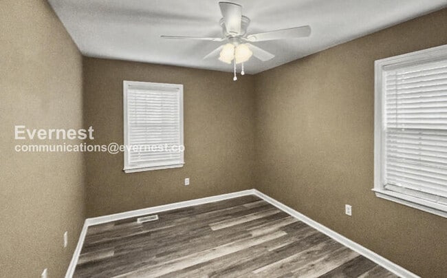 Building Photo - 4756 Hand Ln