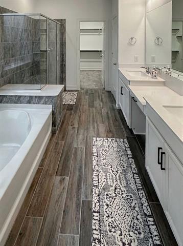 Building Photo - 1604 Sawyer Dr