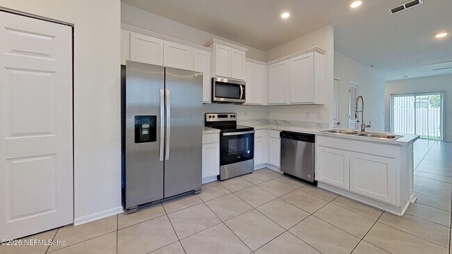 Building Photo - 3980 Bay Hawk Ct