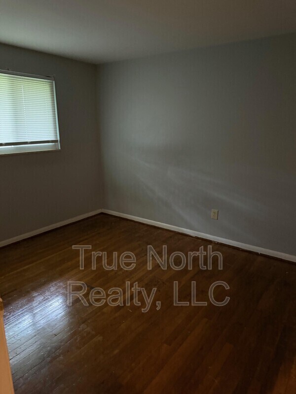 Building Photo - 1608 Smith Rd