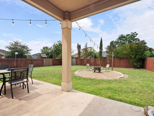 Building Photo - 705 Autumn Sage Way