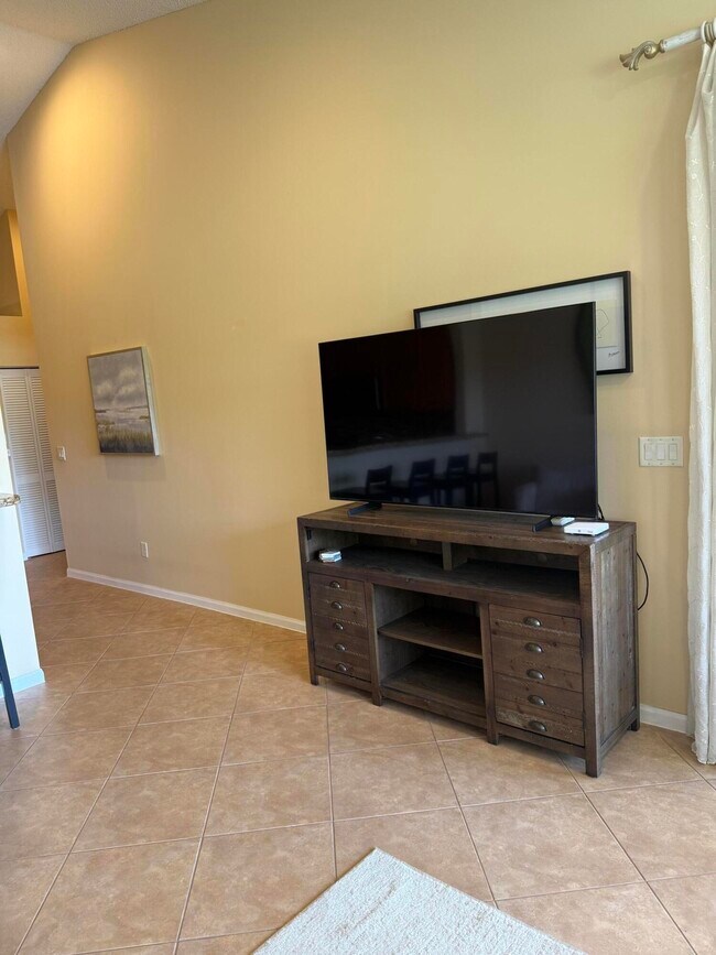 Building Photo - 227 Coral Trace Ln