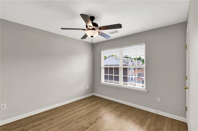 Building Photo - 3160 Mill Springs Cir NE