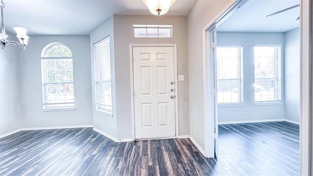 Building Photo - 1515 Creek Springs Dr