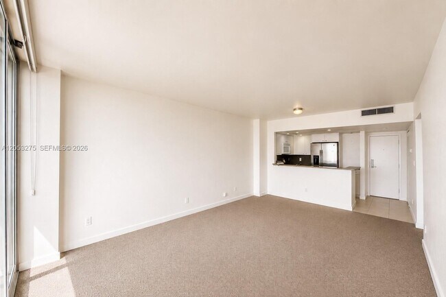 Building Photo - 5600 Collins Ave