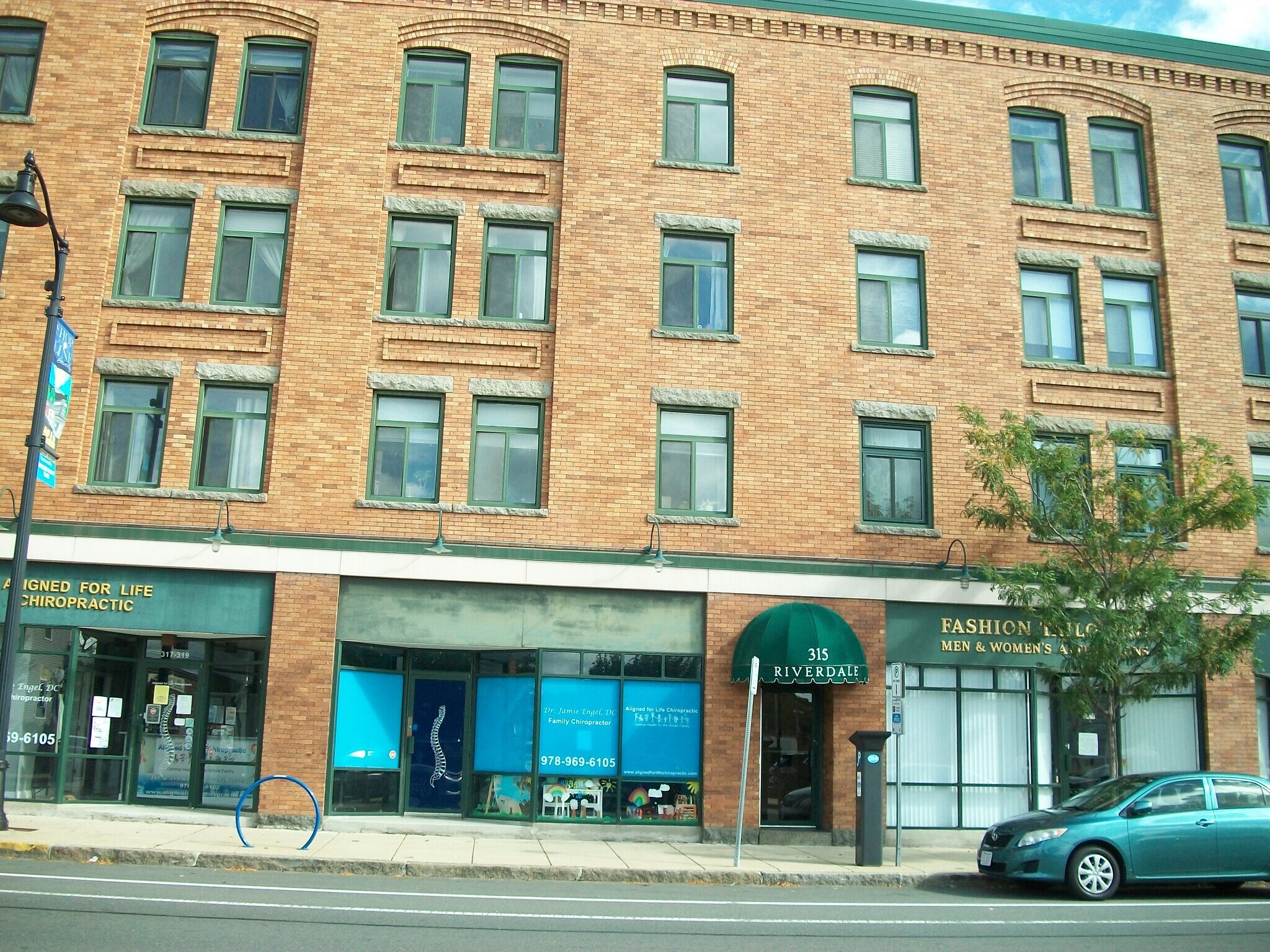 Building Photo - 315 Rantoul St