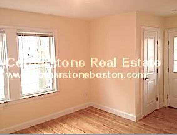 Building Photo - 75 Beechcroft St