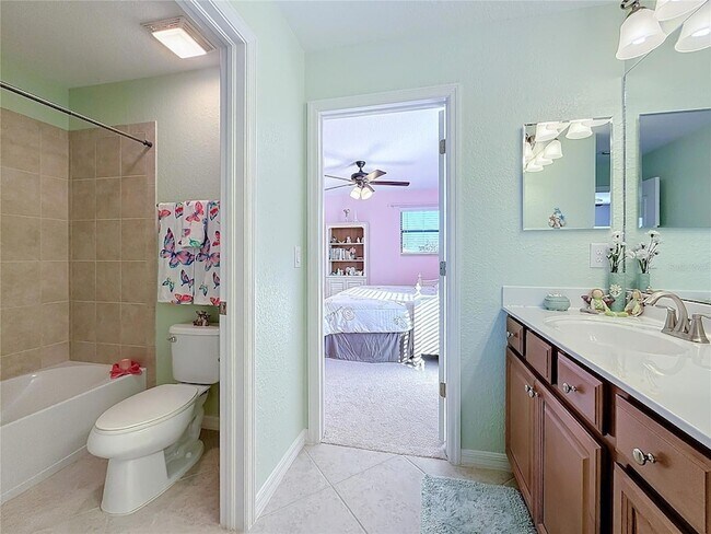 Building Photo - 6467 Willowshire Way