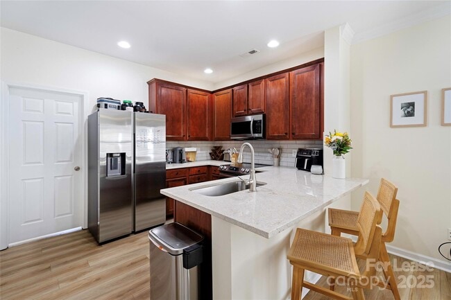 Building Photo - 10606 Trolley Run Dr