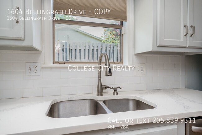 Building Photo - 1604 Bellingrath Dr