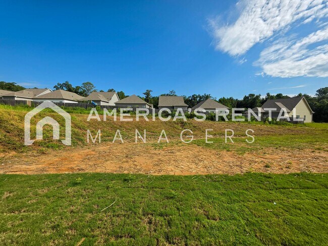 Building Photo - New Construction Townhome for Rent in Clanton, AL!