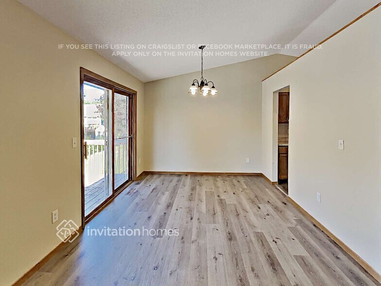Building Photo - 5254 Upper 183rd St W