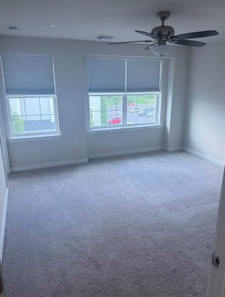 Building Photo - 504 Keenland Ct