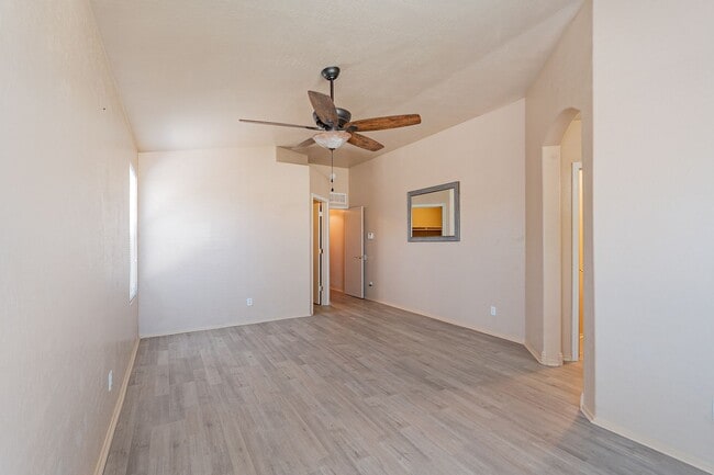 Building Photo - Stunning 4-Bedroom, 1.75-Bath Home Near South Mountain Section 8 Welcome