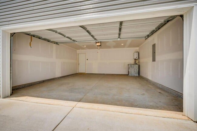 Building Photo - 1316 Clark Pt Rd