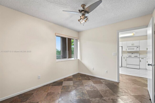 Building Photo - 9511 Weldon Cir