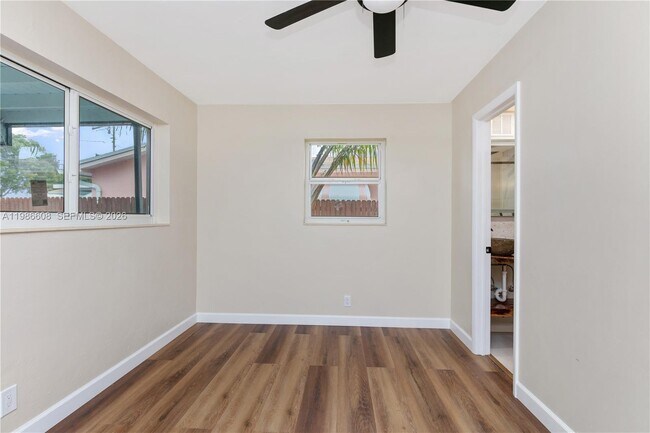 Building Photo - 1507 Harding St