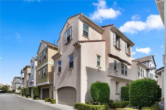 Building Photo - 710 W Tribella Ct