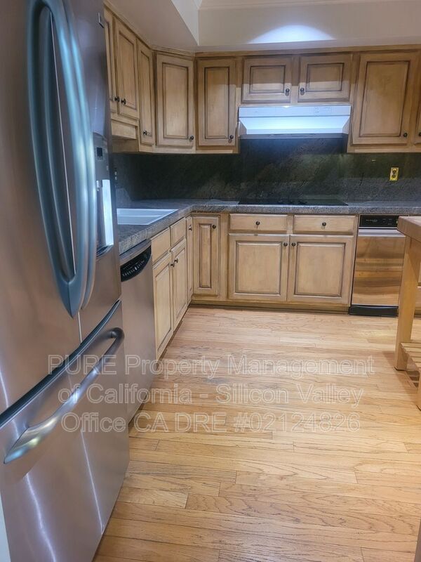 Building Photo - 114 Casa Grande