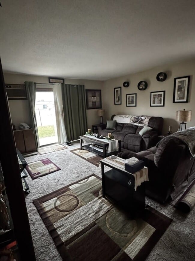 Building Photo - Cozy 1-Bedroom, 1-Bath Apartment in Onalaska - Perfect Location! $950 Available 6/01/2026