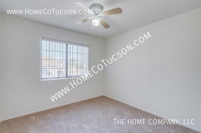 Building Photo - 7811 E Starbright Ct