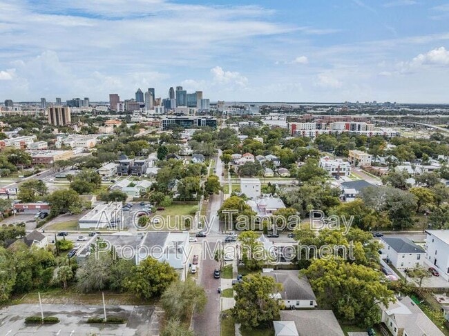 Building Photo - 2604 N Highland Ave