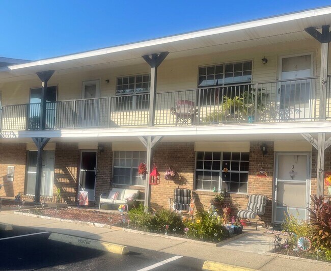 Building Photo - MER-Teresa Village Apartments