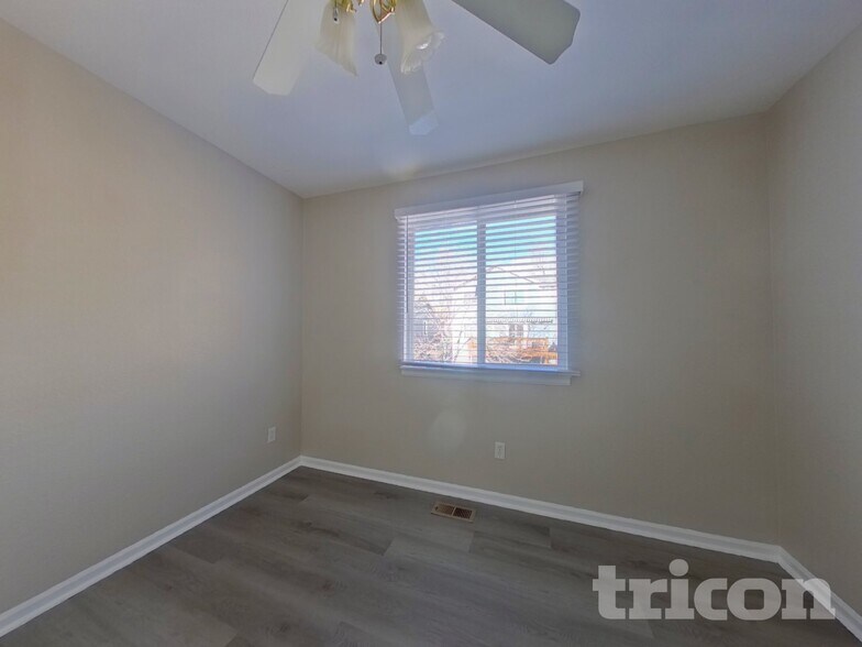 Building Photo - 2691 E 132nd Ave