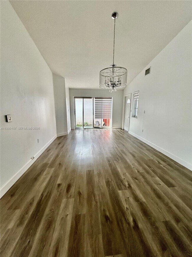 Building Photo - 17767 SW 144th Ave