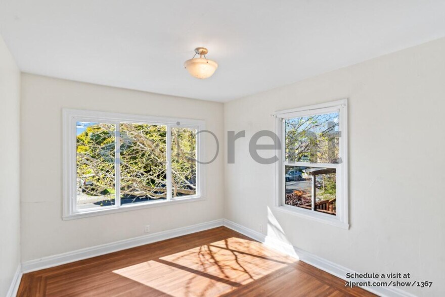 Building Photo - 1051 Stannage Ave