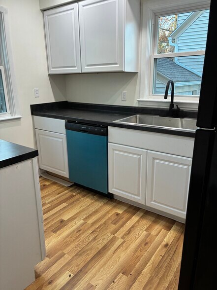 Brand new appliances! - 326 Poplar St