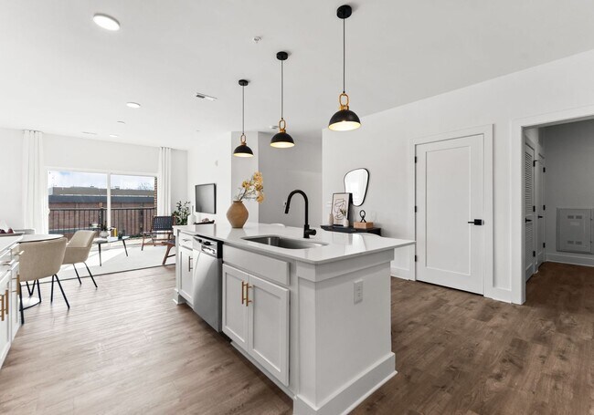 Building Photo - Beautiful NEW 2-Bed, 2- Bath Apartment in Rock Hill!