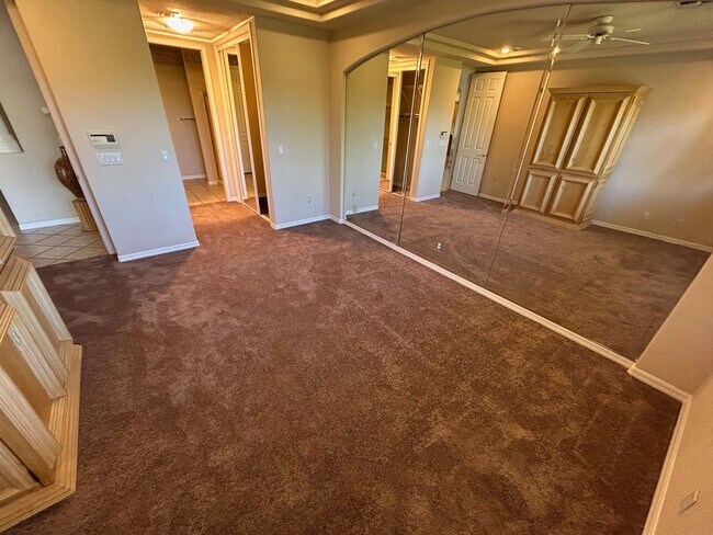 Building Photo - UPPER-LEVEL CONDO WITH BALCONY IN SUMMERLIN