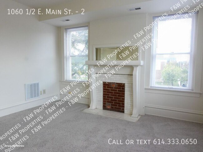 Building Photo - 1060 1/2 E. Main St.-2