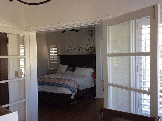 Building Photo - 304 Nevada Way