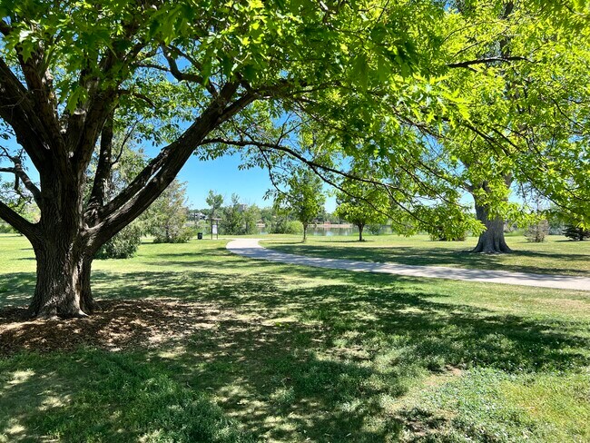 Building Photo - 2565 Teller St